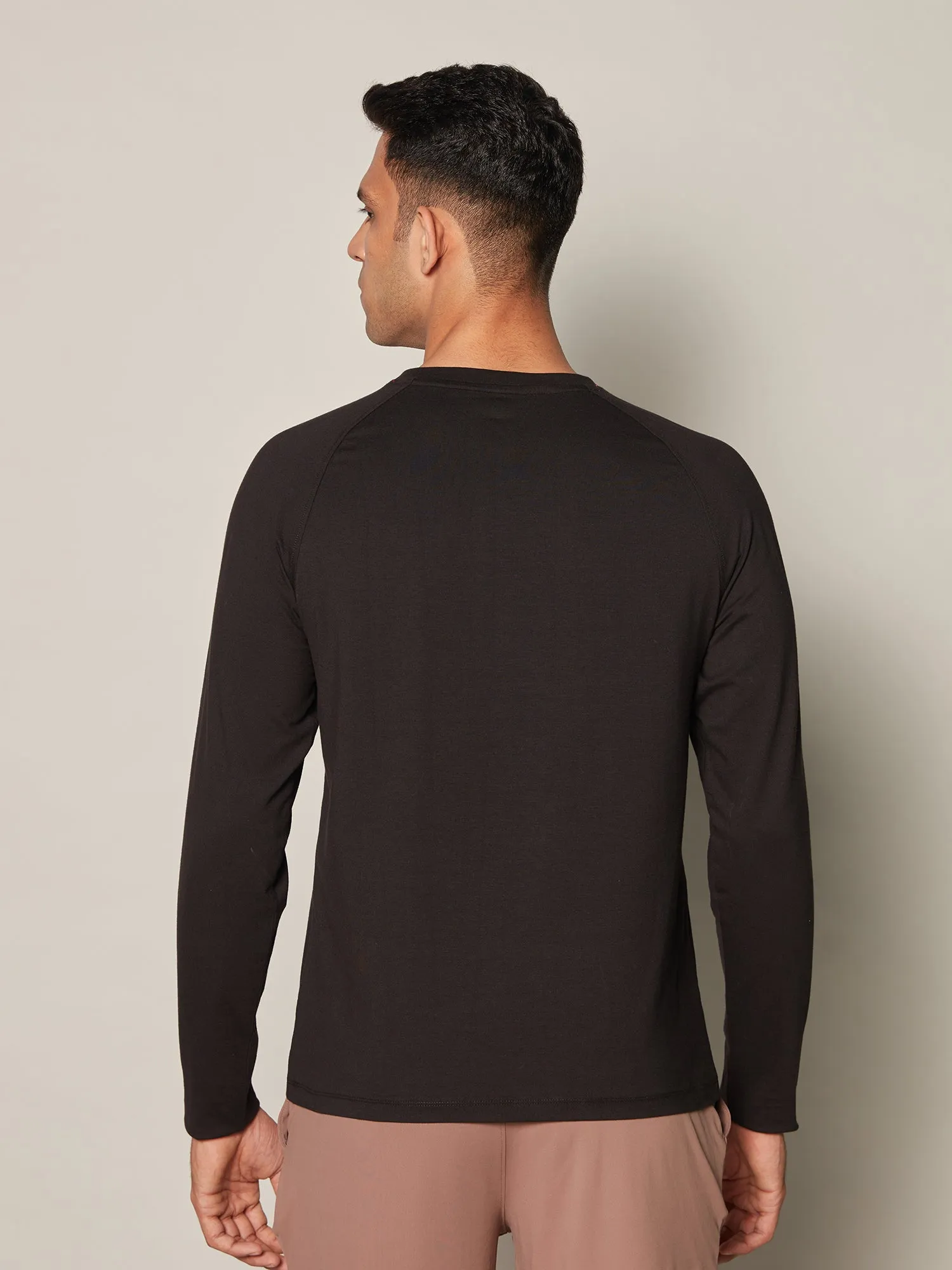 Anti Odor Cotton Long Sleeve Round Neck T-Shirt - Black