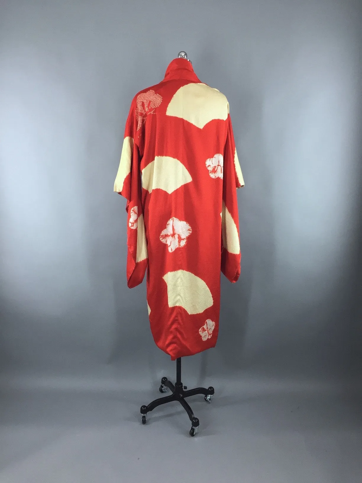 Vintage 1920s Silk Kimono Robe / Red Satin Fans Floral Tie Dye Shibori